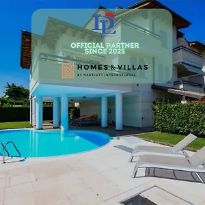 Desenzanoloft Official Partner Marriott Homes & - Bea House, With Private Garden And Share Pool Sirmione
